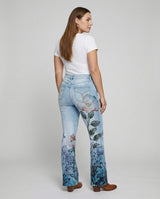 Elmirra - Womens Flared Jeans With Four Button Detail